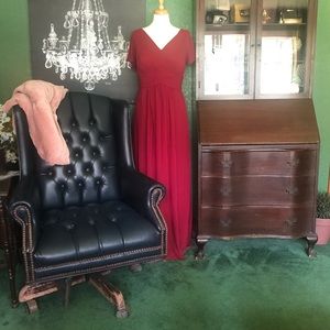 Elegant formal dress midi size 16